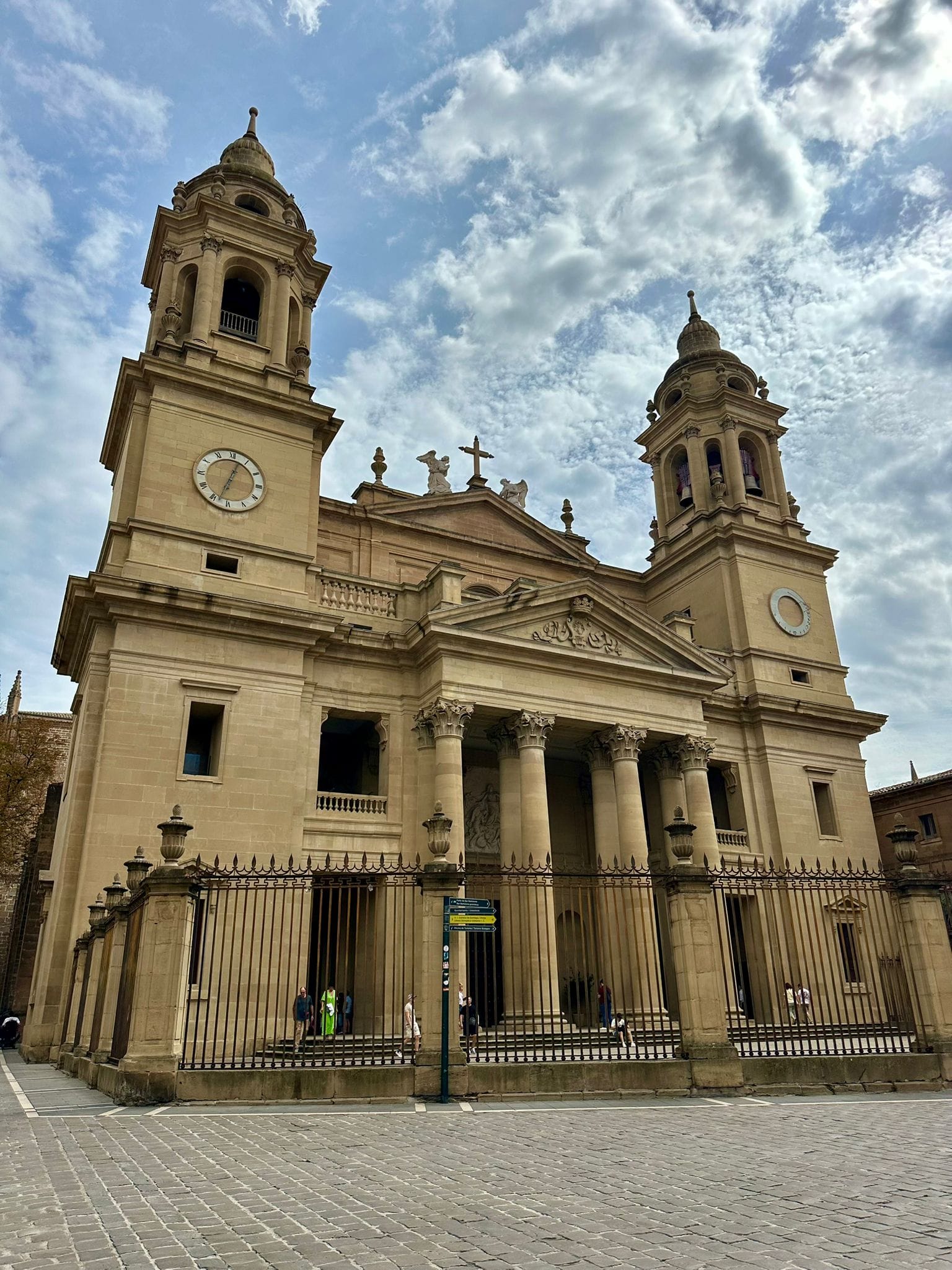 Day 4 - Zubiri to Pamplona