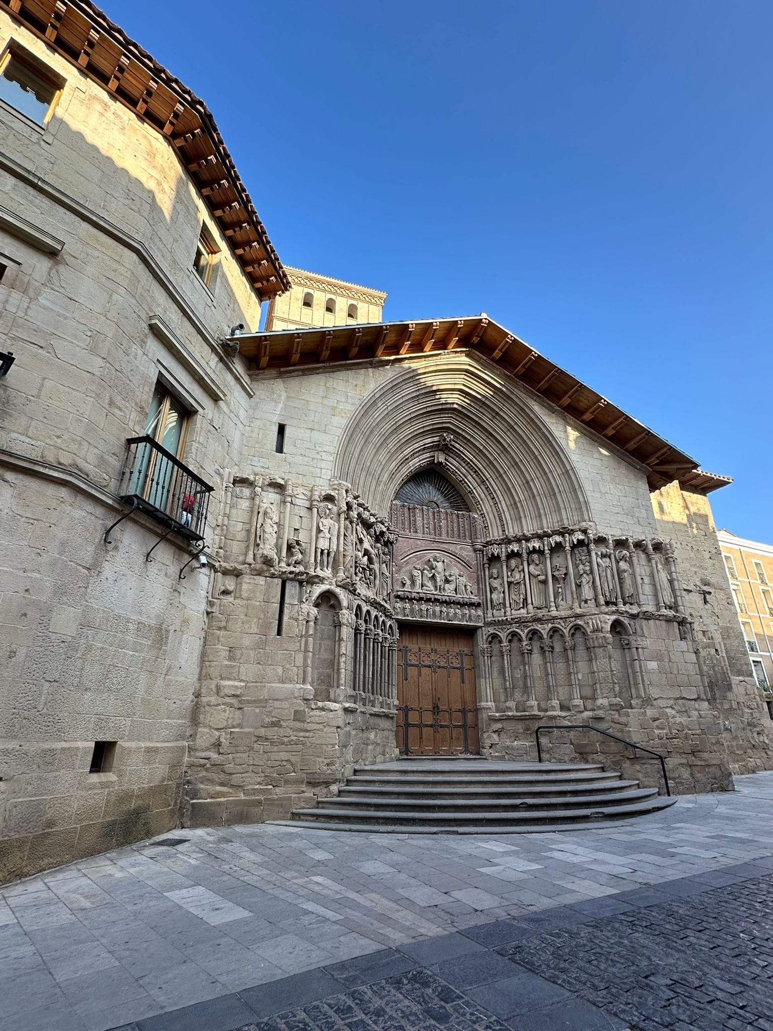 Day 8 - Torres del Río to Logroño