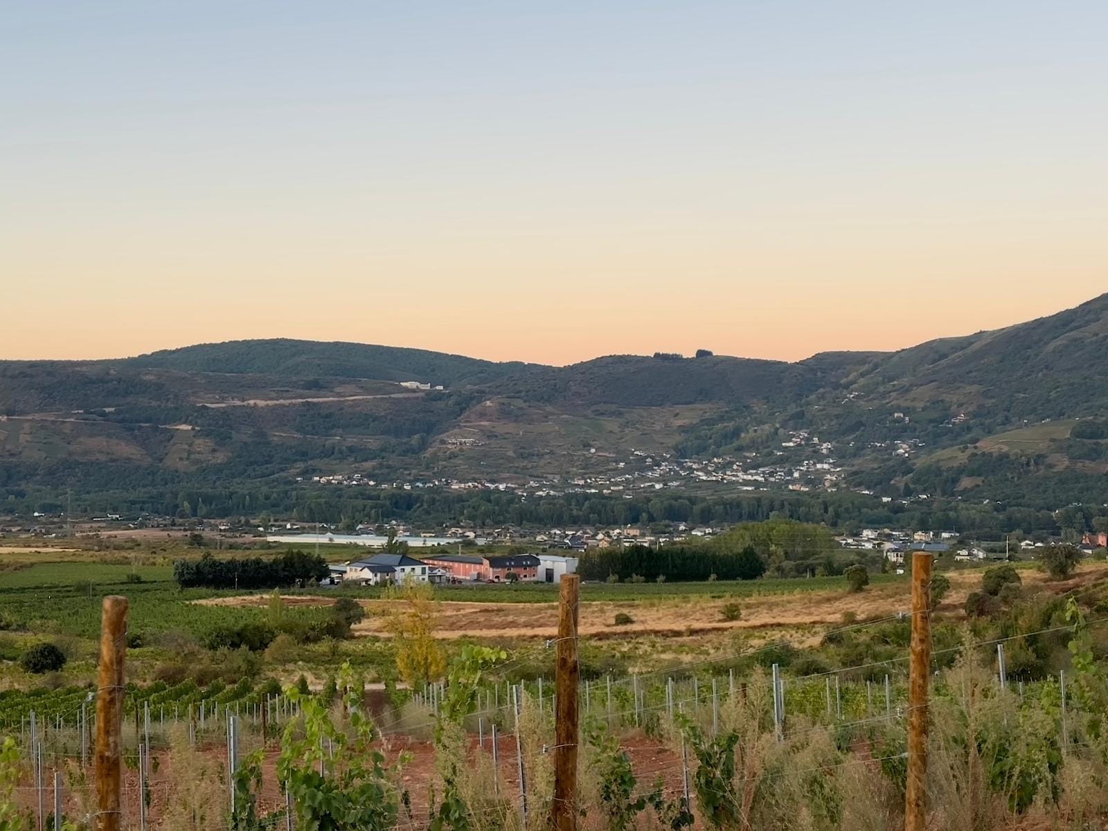 Day 27 - Valtuille de Arriba to Trabadelo